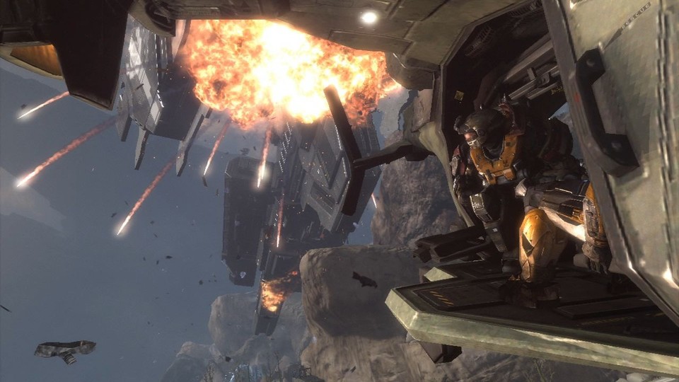 Halo: Reach: Die Zwischensequenzen strotzen teilweise nur so vor Bombast.