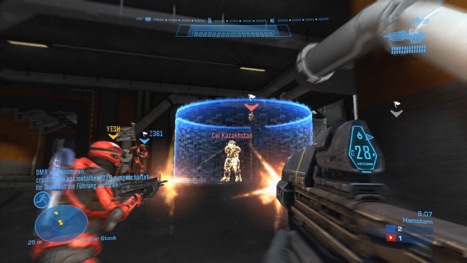 Halo: Reach: Beim Hamstern müsst ihr mehrere Flaggen in diese markierten Areale bringen.