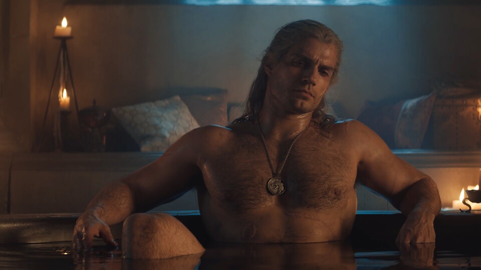 Macht es euch bequem wie Henry Cavill als Geralt in der Netflix-Serie zu The Witcher: Womöglich stehen uns sieben Staffeln bevor.