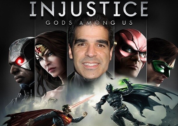 Der Chef-Entwickler von Injustice: Götter Unter Uns, Ed Boon, glaubt daran, die Spieler für Download-Mühen zu entlohnen - mit kostenlosen Kostümen.