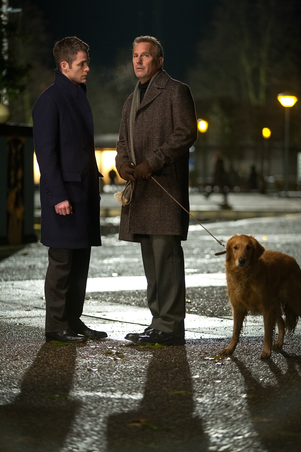 Chris Pine und Kevin Costner geben ein sympathisches Duo ab. Costner ist demnächst mit 3 Days to Kill in den deutschen Kinos.