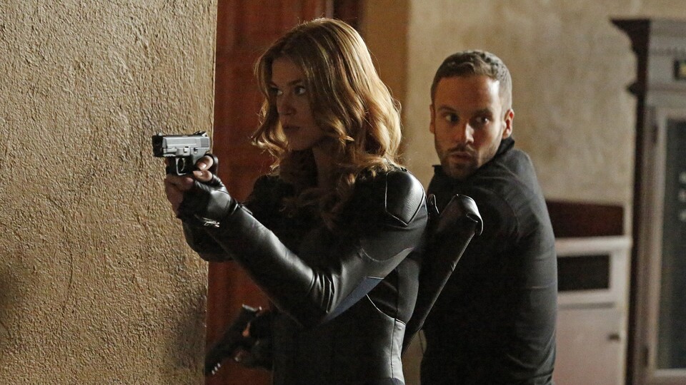 Neue ABC-Serie Marvel's Most Wanted mit Adrianne Palicki und Nick Blood geplant.