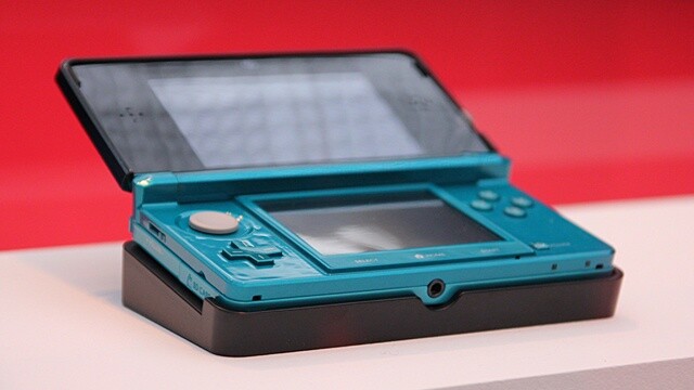 Der Nintendo 3DS in Aqua Blue