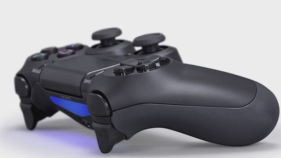 Für die Playstation 4 wird es nicht nur schwarze sondern auch magma-rote und wave-blaue Controller der Marke DualShock 4 zu kaufen geben.