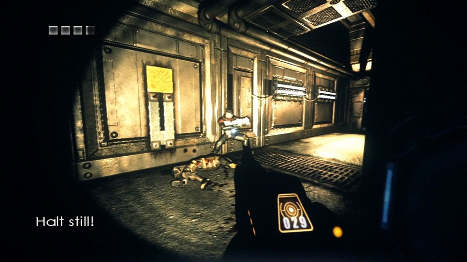 Zu Beginn von Escape from Butcher Bay benötigt Riddick noch Taschenlampen, um im Dunkeln zu sehen.