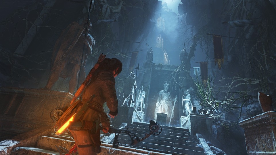 Auch durch etliche Artefakte und mystische Höhlen mit riesigen Statuen entfaltet Rise of the Tomb Raider eine enorme Sogwirkung. 