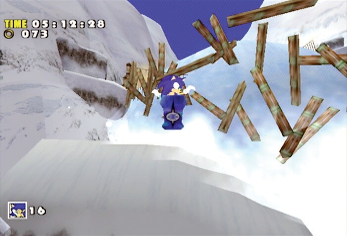 Sonic ist ein echtes Multitalent: Mit dem Snowboard flieht er vor einer Lawine. (Screen: GAMECUBE)