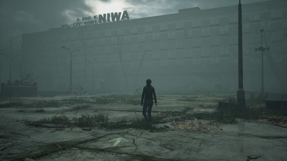 Im verlassenen Niwa-Hotelkomplex hofft sie Antworten zu finden. Dorthin zu gelangen, gehört zu den ersten Aufgaben des Spiels.