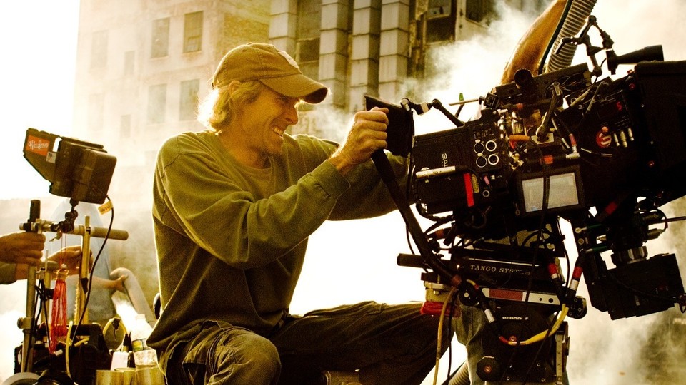 Regisseur Michael Bay dreht Transformers 5 mit Mark Wahlberg und Josh Duhamel. 
