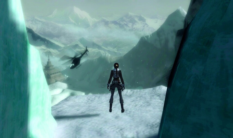 In den weiträumigen Abschnitten dieser Eiswüste kommt ihr euch zunächst klein und verloren vor. (Xbox 360)