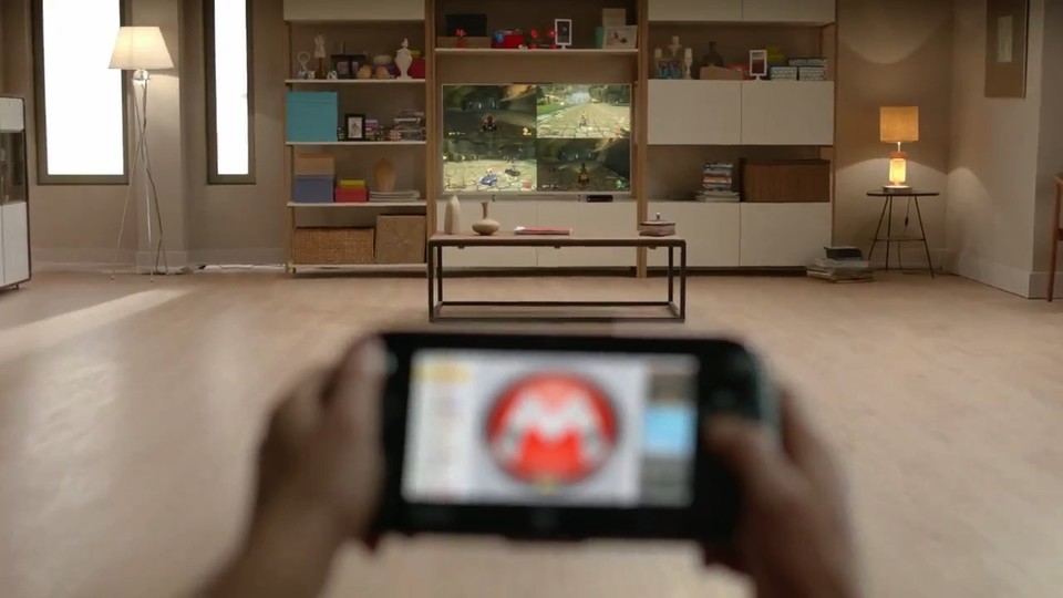 Bekommt die Wii U demnächst ein neues GamePad? In einem neuen Mario-Kart-8-Werbespot gibt es zumindest Hinweise darauf.