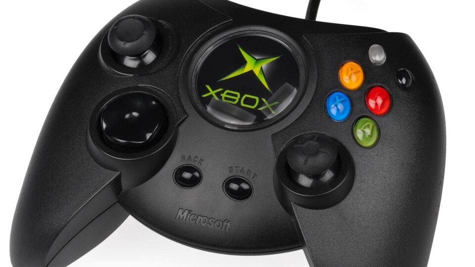 Der dicke Xbox-Controller wurde später durch den S-Controller ersetzt.