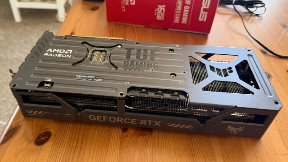 Teaserbild für Das GPU-Äquivalent eines Shiny Pokémon - Spieler schickt RX 9070 XT zur Reparatur und bekommt sie mit kuriosem Fehler zurück [Best of GameStar]