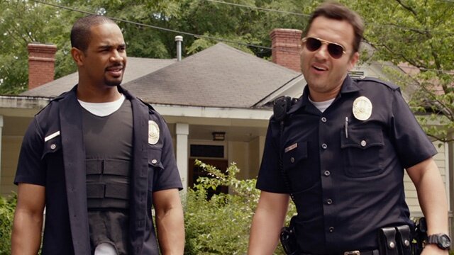 Lets Be Cops - Trailer zur Buddykomödie