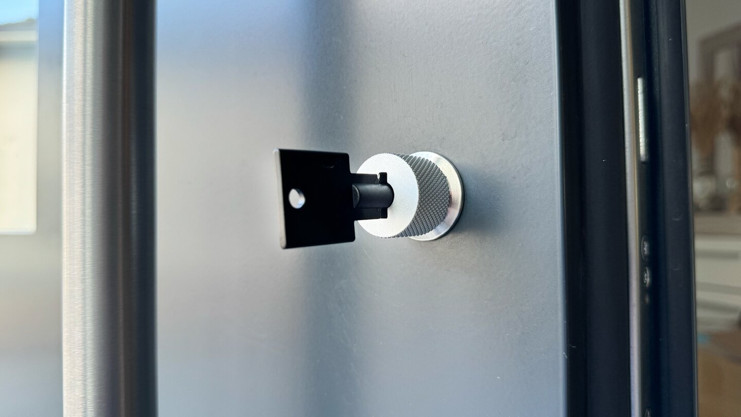 Netatmo Smart Lock: Türschloss ohne Internet oder Motor nutzt NFC-Schlüssel  - ComputerBase