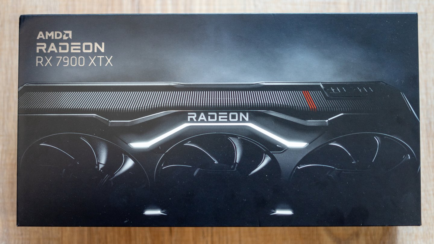 RX 7900 XTX Unboxing - So sieht AMDs neues Radeon-Flaggschiff aus