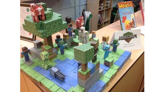 3D PapercraftDiorama von Minecraft aus Papier (Künstler: Mark Green)