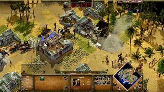 Age of Mythology: Extended EditionZwei Titanen prallen aufeinander. Ein Wirbelwind-Zauber der Ägypter (rechts im Bild) unterstützt die Attacke.