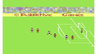 Football, Tactics + GloryDer Urvater aller Fußball-Manager-Spiele, genau genommen der Opa, trug den originellen Titel »Football Manager«. Im Bild die C64-Fassung von 1984.