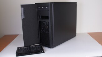 Auch bei dem Silencio RC-550-Gehäuse von Coolermaster haben Sie Zugang zu Staubfiltern. Das optische Laufwerk ist ein DVD-Brenner.