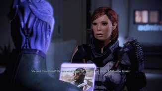Mass Effect 2: Versteck des Shadow BrokerWer das Mass Effect-Comic Redemption gelesen hat, wird den Drell auf dem Bild wiedererkennen.