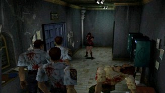 Resident Evil 2 (1998) Der zweite Serienteil, Resident Evil2, wird 1998 für die Playstation, den PC, den Nintendo 64, den GameCube und die Dreamcast veröffentlich und verlegt die Rahmenhandlung in die fiktive Stadt Racoon City. Durch den T-Virus wurden die Einwohner in Zombies verwandelt, vor denen die Hauptfiguren Leon Kennedy und Claire Redfield flüchten müssen. Die Zweiteilung des Vorgängers aus vorgerendertem Hintergrund und 3D-Modellen bleibt bestehen, während die Grafik insgesamt verbessert wurde – Verletzungen lassen sich an der Körperhaltung des Charakters erkennen. Der Handlungsverlauf und die Geschichten der einzelnen Figuren wurden nach einem umfangreichen Redesign während der Entwicklung stark ausgebaut, um eine dichtere Atmosphäre zu erzeugen.