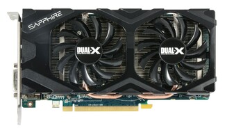 Sapphires Kühlaggregat aus zwei Lüftern auf einem Kühlkörper mit mehreren Heatpipes hört auf den Namen »Dual-X«.