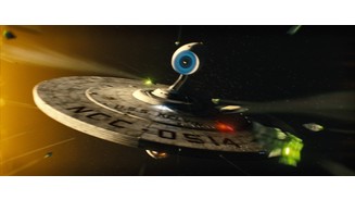 Star Trek: Der FilmDie U.S.S. Kelvin ist der Star der Eröffnungssequenz.
