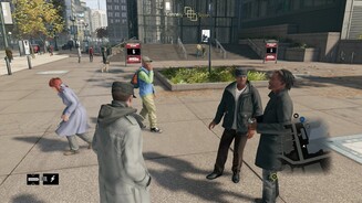 Watch Dogs (PS4-Version)Leben in der Stadt: Hört man den Passanten auf der Straße aufmerksam zu, erfährt man, worüber sie sich sorgen. Die einen diskutieren über Sinn und Unsinn des CTOS und die anderen quatschen über Gott und die Welt.