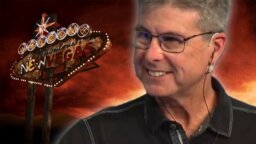 »Auf und Ab der Gefühle« – Obsidian-Chefentwickler erzählt auf der GameStar-Bühne, was der Anblick von New Vegas in der Fallout-Serie in ihm auslöst