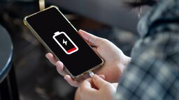 Während alle über KI reden, haben Handys in den letzten zwei Jahren viel wichtigere Fortschritte gemacht – und zwar beim Akku