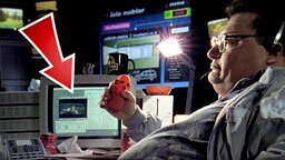 Jurassic Park: Wenn ihr bei 43 Minuten und 12 Sekunden anhaltet und den PC-Bildschirm anschaut, seht ihr einen versteckten Hinweis auf Spielberg [Archiv]