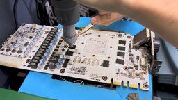 Nvidias vielleicht beste GPU aller Zeiten wird zum Retter: Modder kombinieren GTX 1080 Ti mit RTX 5070 Ti