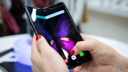 Galaxy Z Flip 5 + Fold 5: Samsung enthüllt schon bald neue Smartphones beim Unpacked-Event