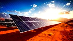 Was macht Solarmodule besser? Wir müssen sie mit Wasser bespritzen, haben Wissenschaftler herausgefunden