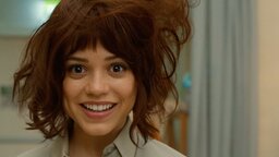 Klara and the Sun: Im neuen Sci-Fi-Film von Taika Waititi spielt Wednesday-Star Jenna Ortega einen Roboter auf der Suche nach Freundschaft