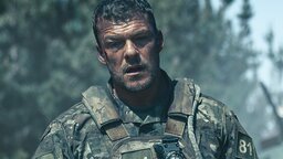 »Ich war noch nie so müde« – Der neue Sci-Fi-Film War Machine von Netflix hat Reacher-Star Alan Ritchson einiges abverlangt