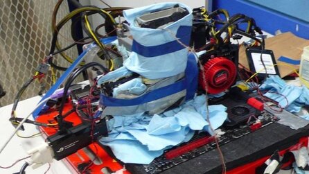 AMD Radeon HD 7970 - 1700 MHz GPU-Takt dank flüssigem Stickstoff