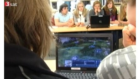 Napoleon: Total War - 3sat-Bericht: Spiele im Schul-Unterricht