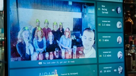 Schnellere Drinks dank KI - Weltweit erste Bar mit künstlicher Intelligenz eröffnet