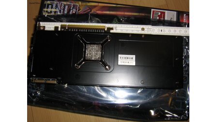 AMD Radeon HD 6970 - Fotos und Benchmarks zu früh verkaufter Karten