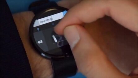 Analog Keyboard von Microsoft - Buchstaben zeichnen auf dem Smartwatch-Display