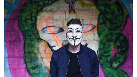 Hacker erschreckt Kamera-Besitzer - Mann über unsichere IoT-Kamera angesprochen