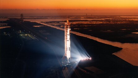 SpaceX bricht mit jahrzehntelangem NASA-Aberglauben und startet eine bemannte Mission mit der Unglückszahl 13