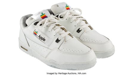 Apple Sneaker ab 15.000 US-Dollar - Auktionshaus aus Texas versteigert das Paar