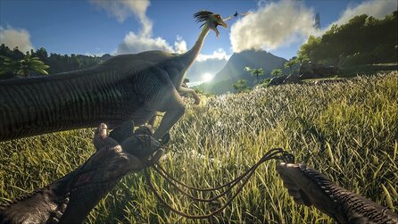 Ark: Survival Evolved - Neue Riesenaffen-Arena, Säbelzahn-Lachs und Bolas