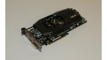 Asus EAH5830 DirectCu - Flexible Spannung für mehr Takt