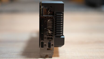 Asus Geforce RTX 4080 TUF Gaming OC - Fotos