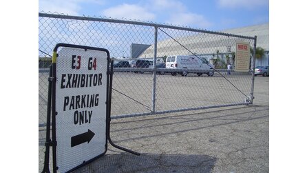 E3 Media: Barker Hangar