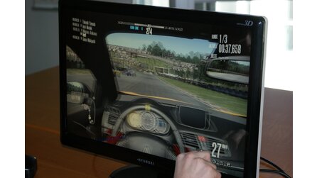Besser Spielen mit 3D-Brille oder 3 TFTs